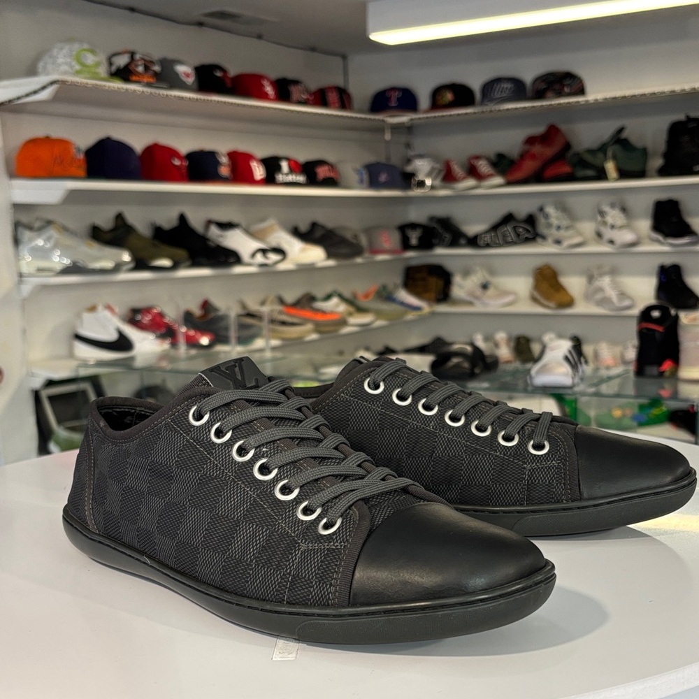 Louis Vuitton Men’s Gray and Black Checkerboard Low-Top Sneakers